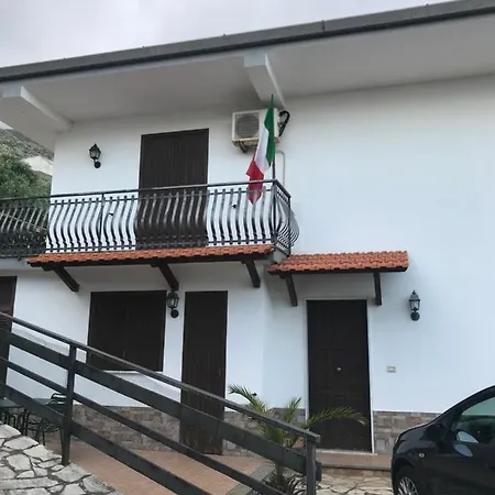 In Collina Villa Trivio (Latina)